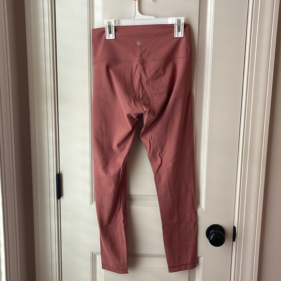 Lululemon Wunder Under Leggings 25 inch length Women's Size 6 - Picture 2 of 4
